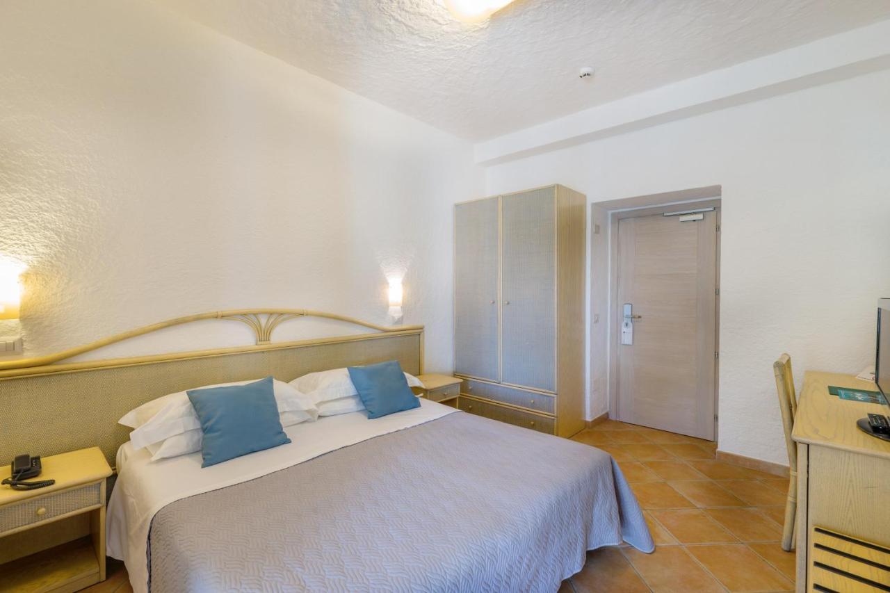 Hotel Mon Repos Baja Sardinia Exterior photo