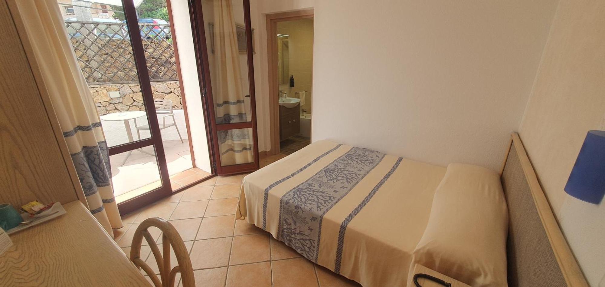 Hotel Mon Repos Baja Sardinia Exterior photo