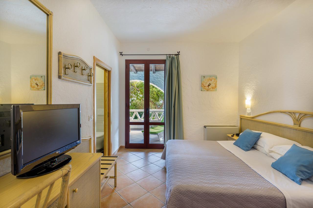 Hotel Mon Repos Baja Sardinia Exterior photo